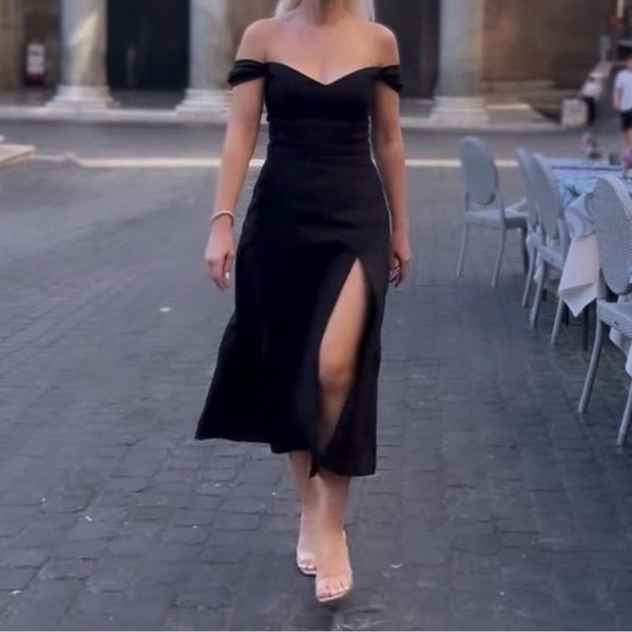 Reformation Bridgton Linen Midi Dress in Black - Picture 1 of 11